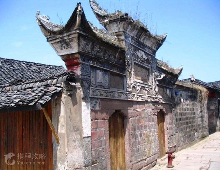 7座面包车过户费多少钱？